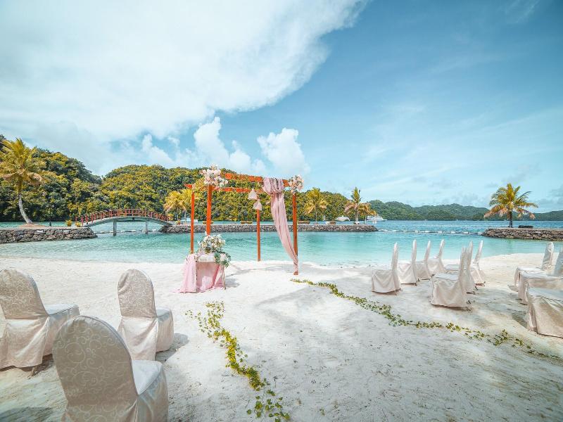 Palau Royal Resort image