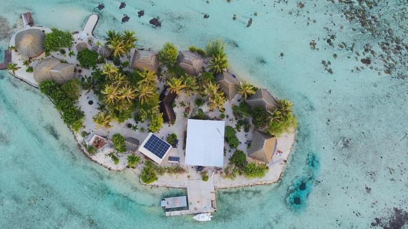 EDEN Private Island Tahaa image