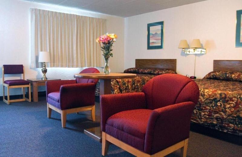 Budget Host Crestview Inn image 6
