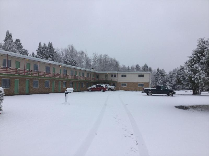 Cedars Motel image