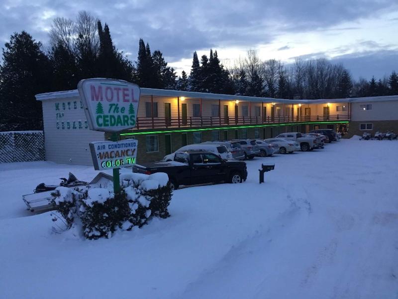 Cedars Motel image