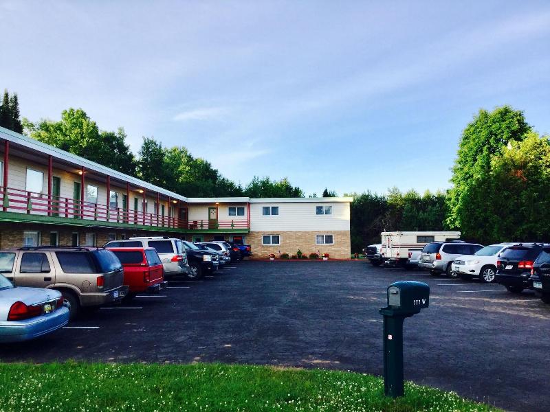 Cedars Motel image