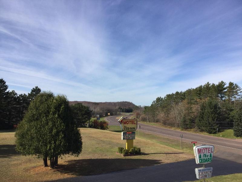 Cedars Motel image