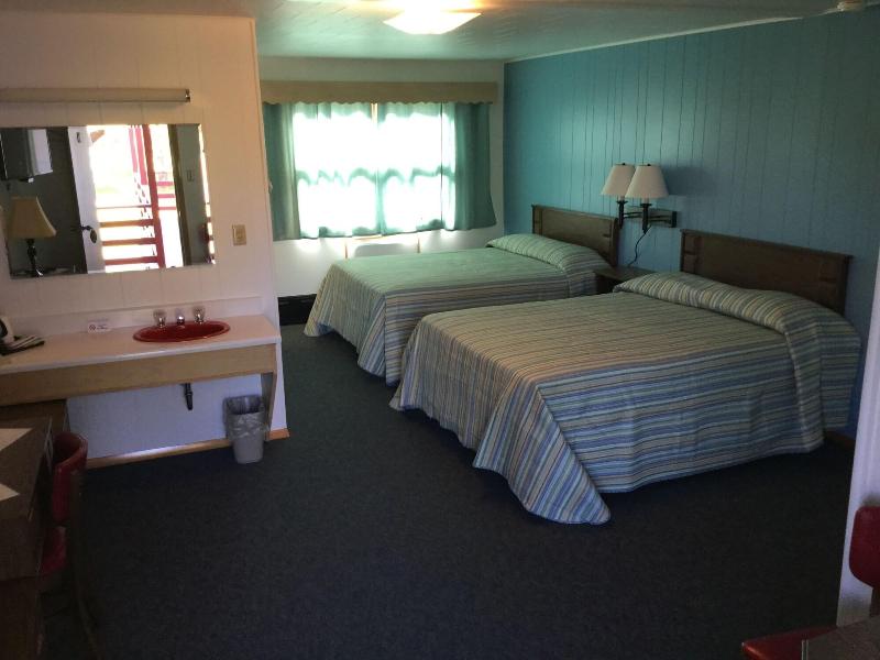 Cedars Motel image