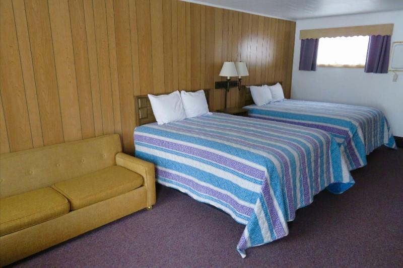 Cedars Motel image