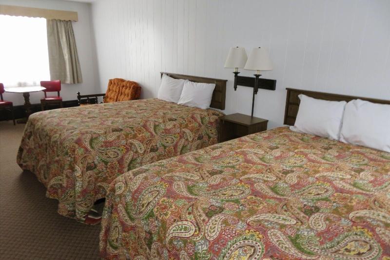 Cedars Motel image
