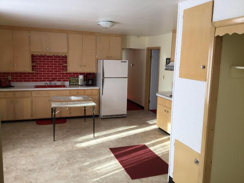 Cedars Motel image