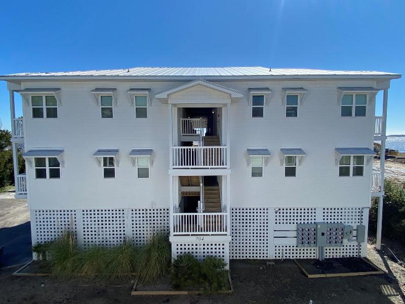 River Hotel Of Southport image