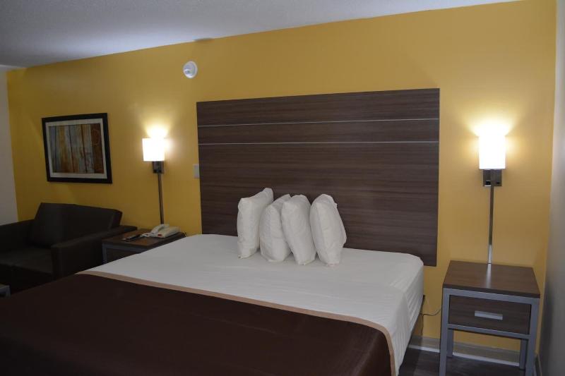 Southern Inn Lumberton image