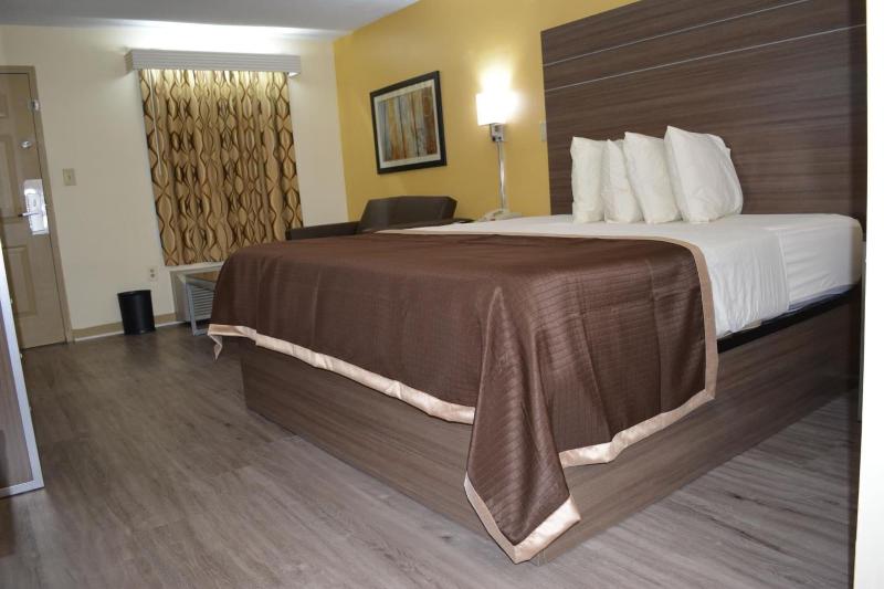 Southern Inn Lumberton image