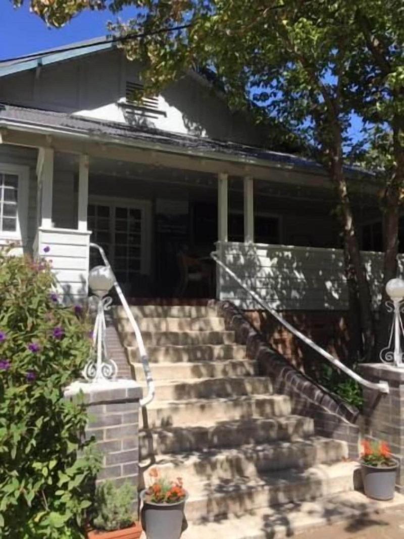 The Bundanoon Guest House image