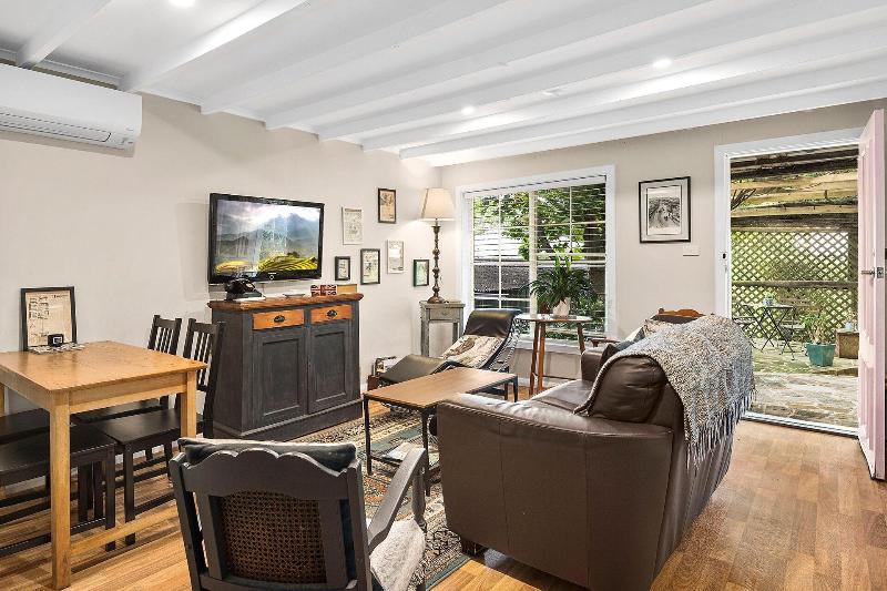 The Bundanoon Guest House image