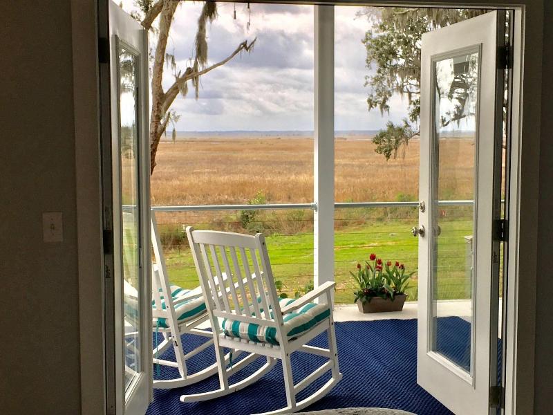 Darien Waterfront Inn image
