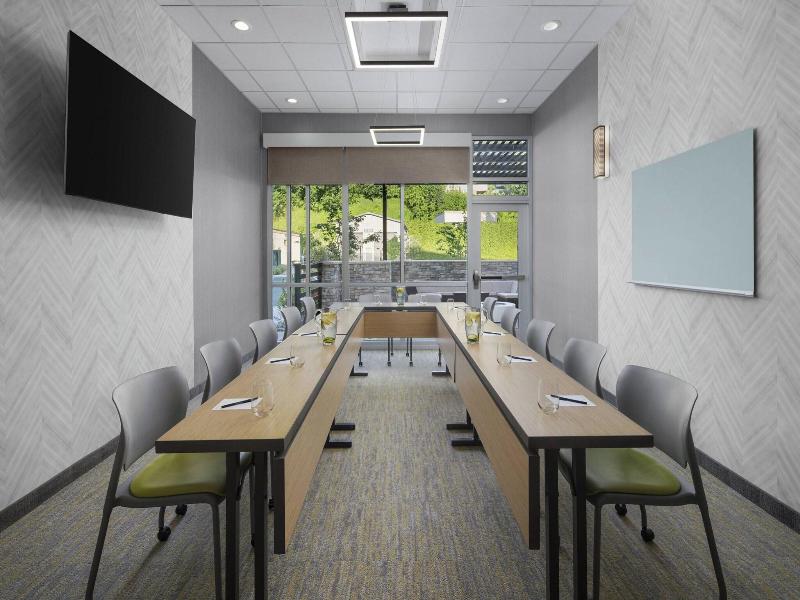 Springhill Suites By Marriott Tuckahoe Westchester image