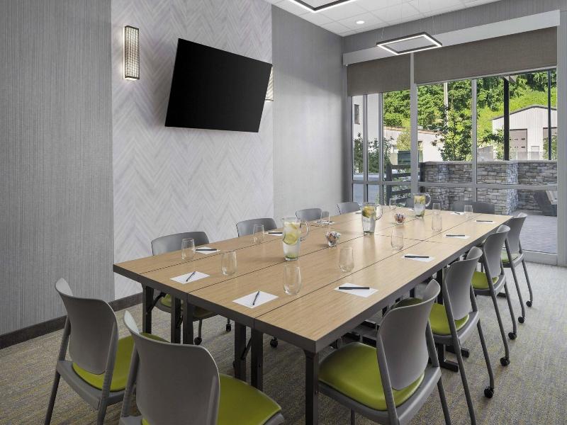 Springhill Suites By Marriott Tuckahoe Westchester image