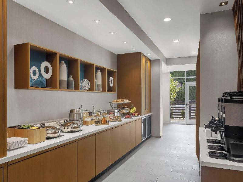 Springhill Suites By Marriott Tuckahoe Westchester image