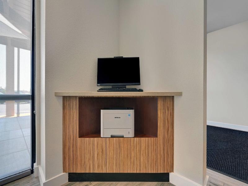 Towneplace Suites By Marriott Sacramento Airport N image