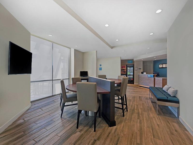 Towneplace Suites By Marriott Sacramento Airport N image