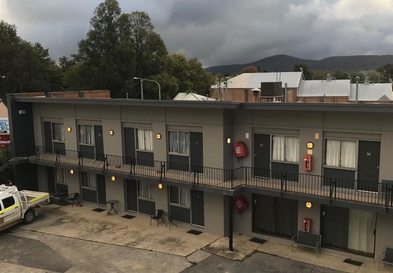 Commercial Hotel Motel Lithgow