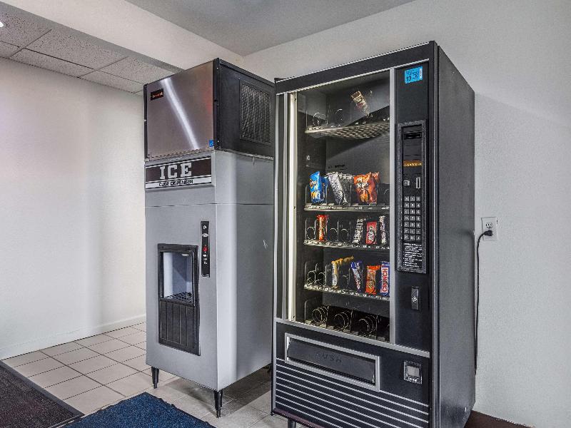 Motel 6 Mcalester, OK image