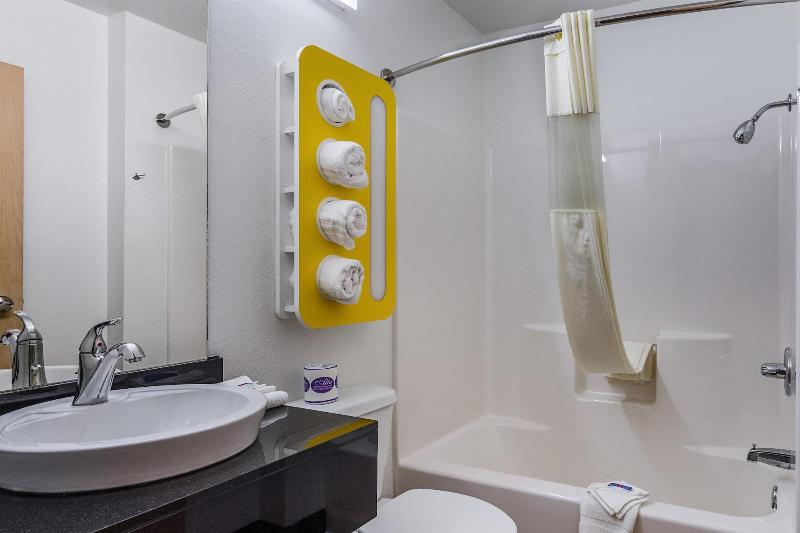 Motel 6 Mcalester, OK image