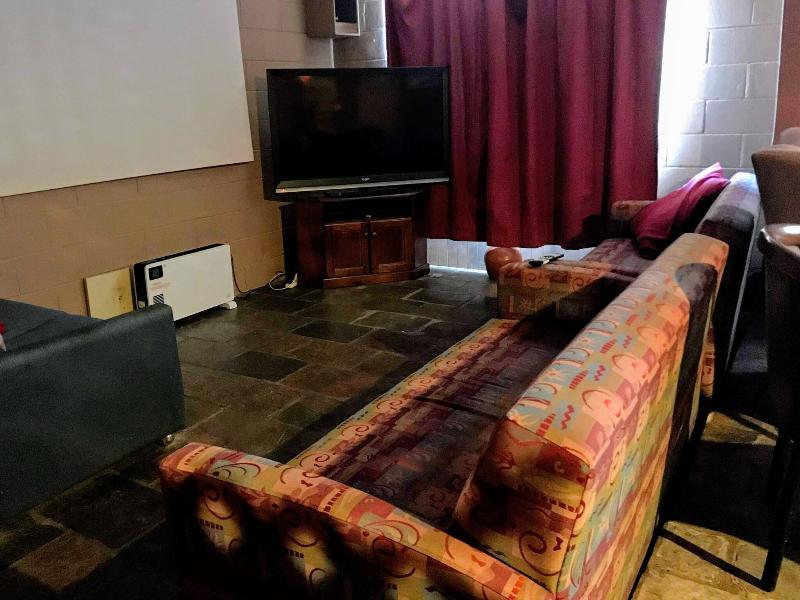 Cottonwood Lodge image