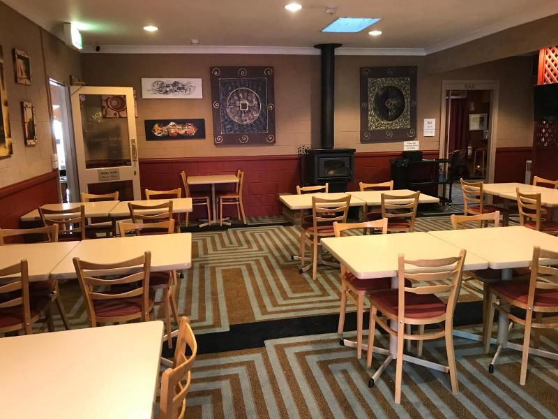 Cottonwood Lodge image