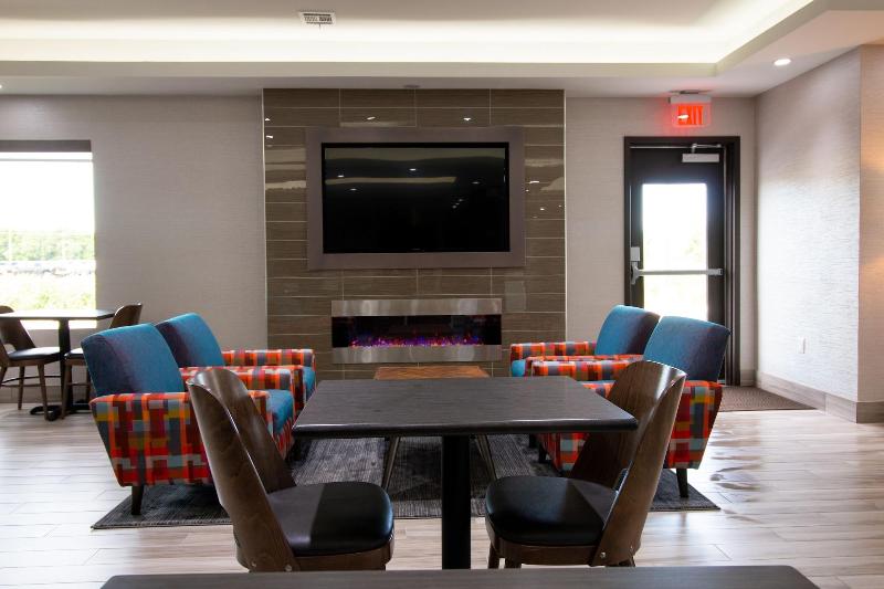 Hotel Pryor image