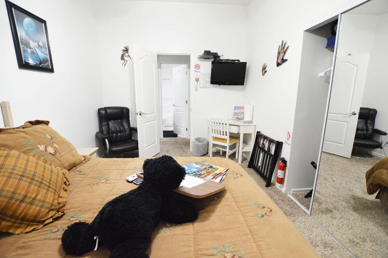 The Bear's Den B&B image