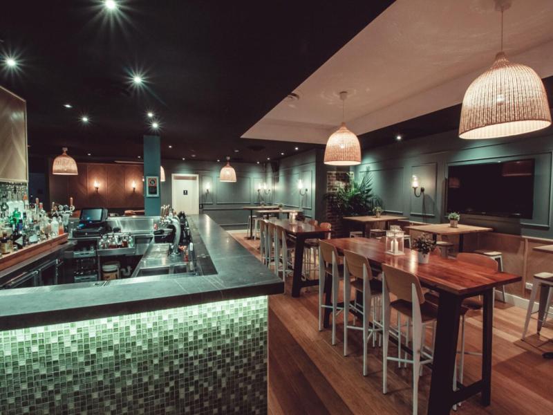 Crown Hotel Surry Hills image
