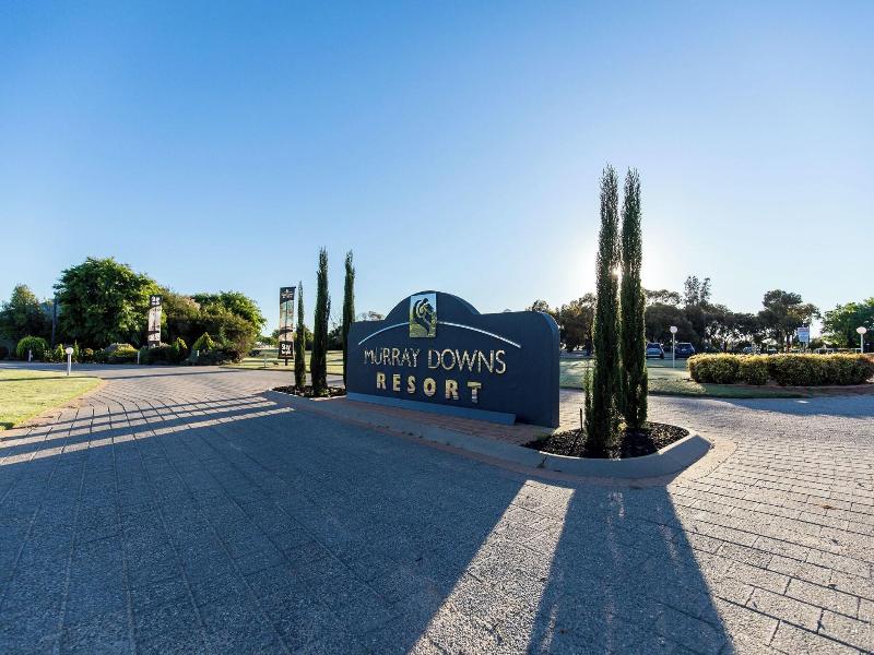 Murray Downs Resort