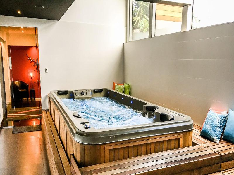 Starhaven Retreat image