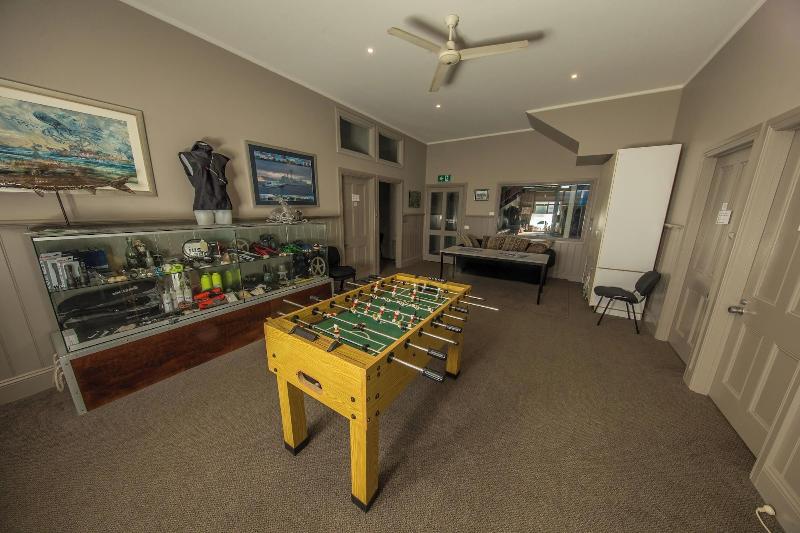Cobb & Co Lodge image