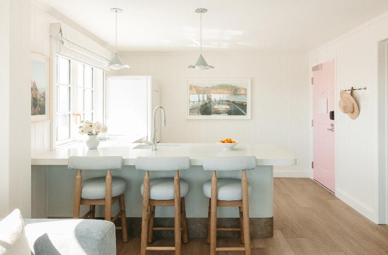Bay Shores Peninsula Hotel image