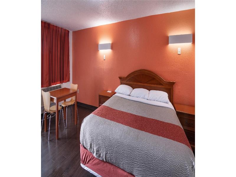 Motel 6 Corona, CA - Norco image