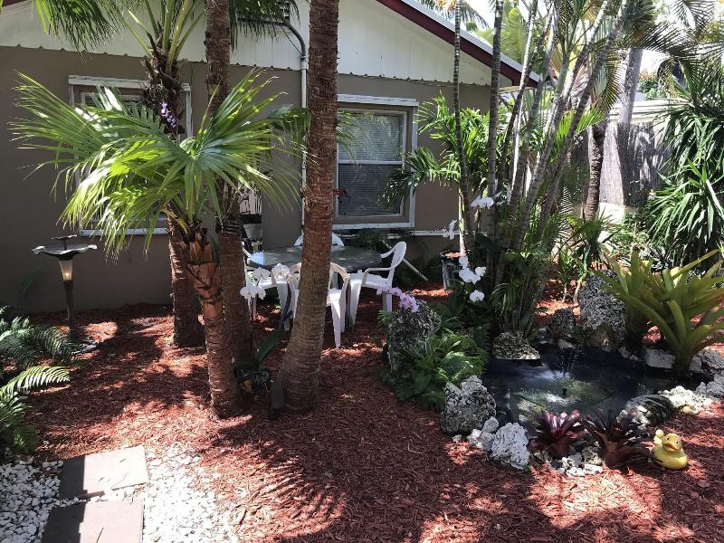 Inn Leather Guest House - Male Only LGBT image