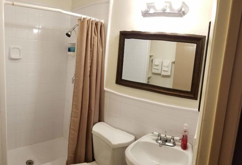 Inn Leather Guest House - Male Only LGBT image