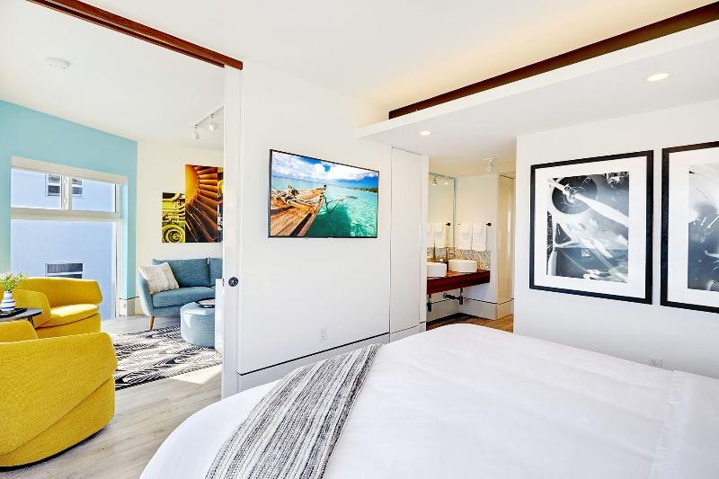 Ocean Treasure Beachside Suites image