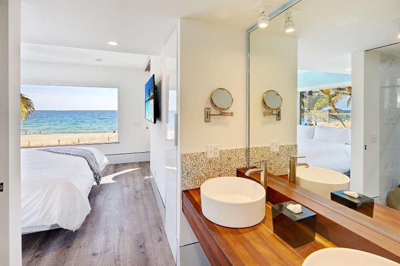 Ocean Treasure Beachside Suites image