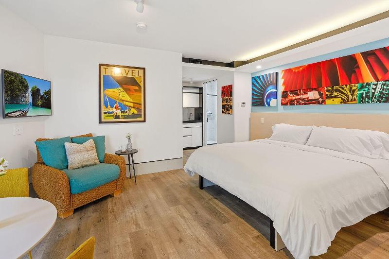 Ocean Treasure Beachside Suites image