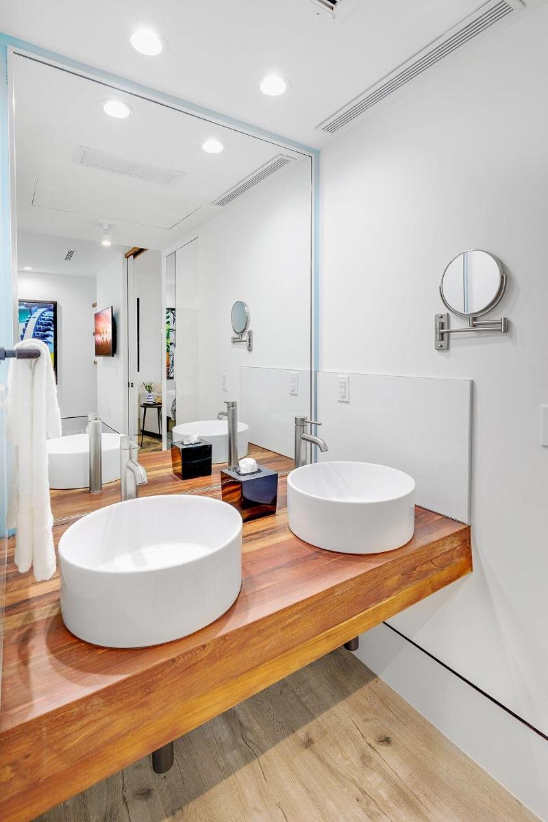 Ocean Treasure Beachside Suites image