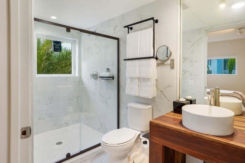 Ocean Treasure Beachside Suites image
