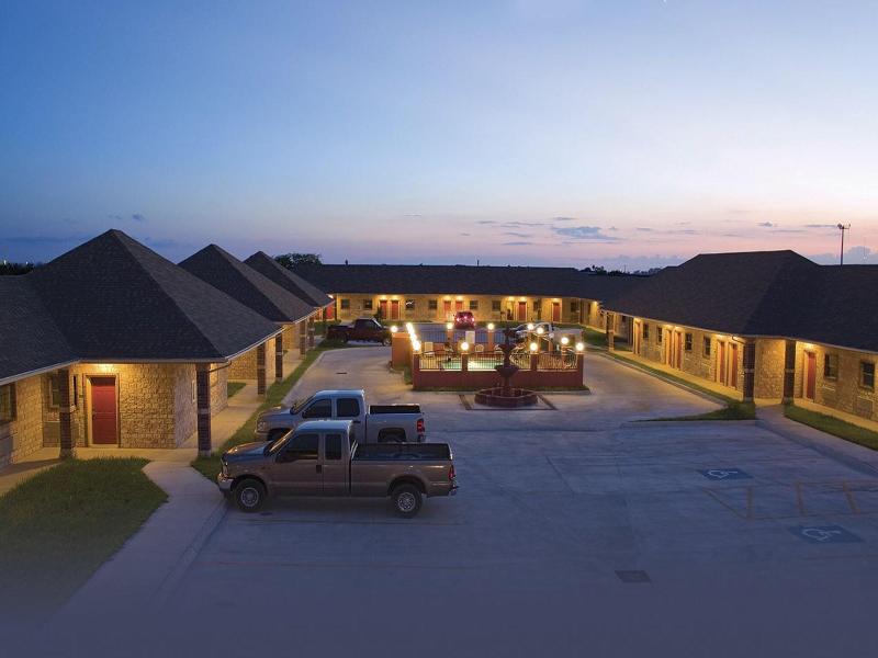 Guest Inn San Benito/Harlingen image