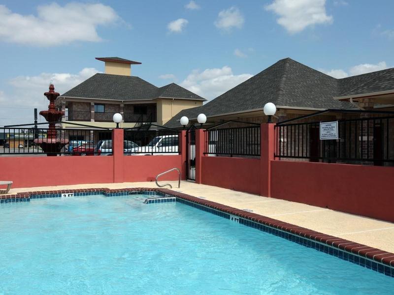 Guest Inn San Benito/Harlingen image