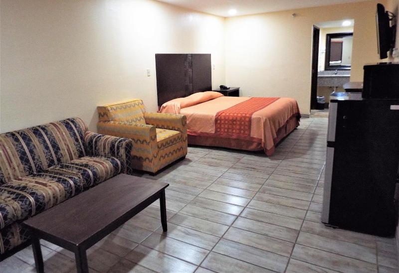 Texas Inn Harlingen image