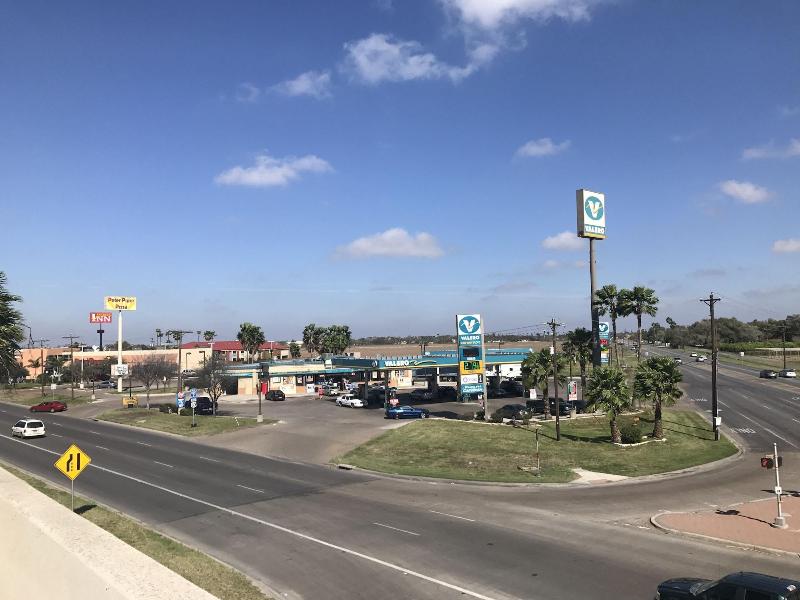 Express Inn image