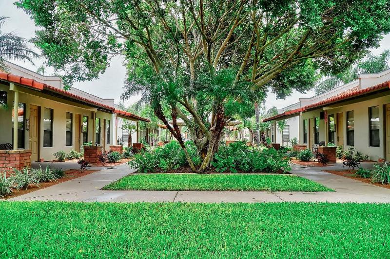 The Bungalows On Shary image