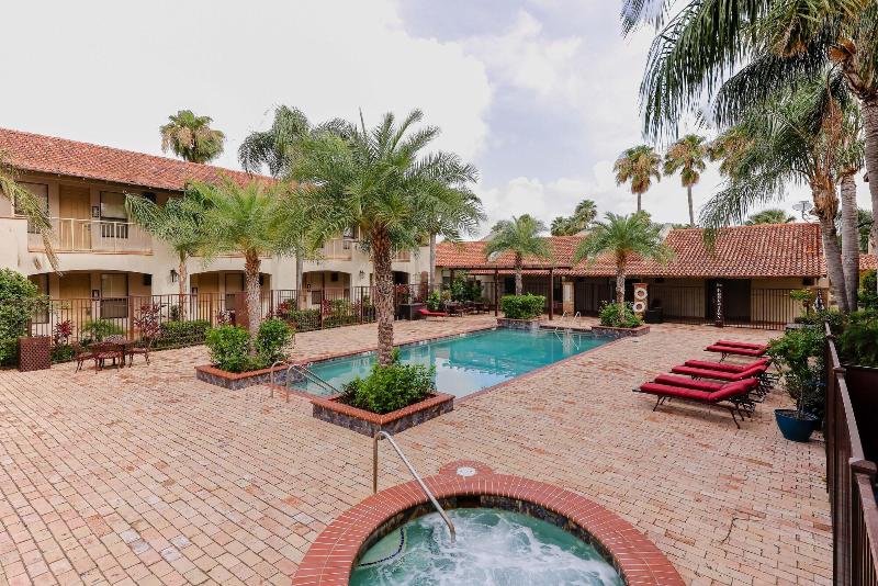 The Bungalows On Shary image