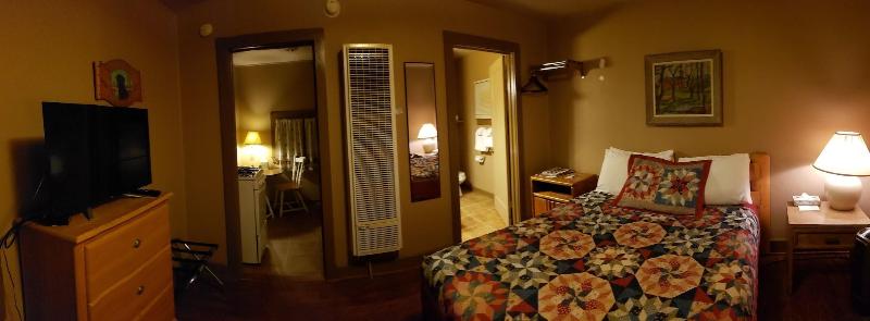 San Juan Motel image