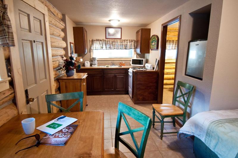 San Juan Motel image